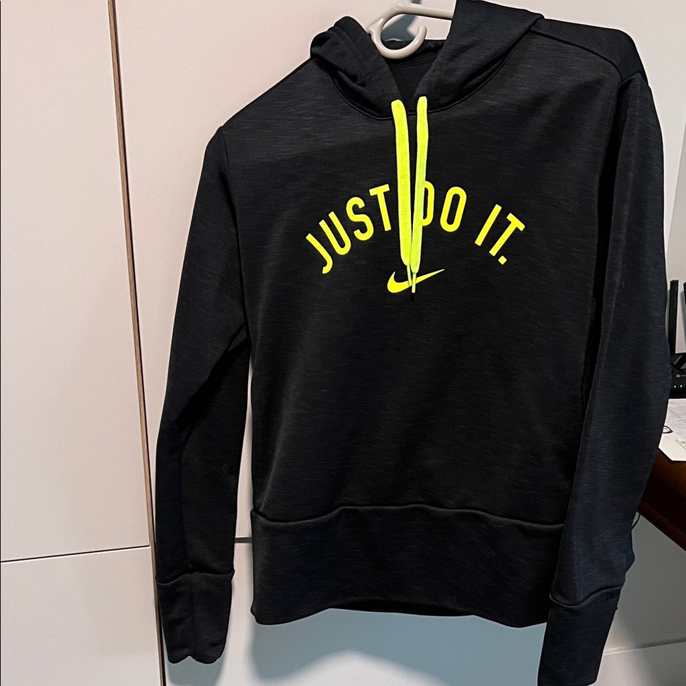 Nike Men’s Black Crewneck Sweatshirt with Neon Yellow Logo
